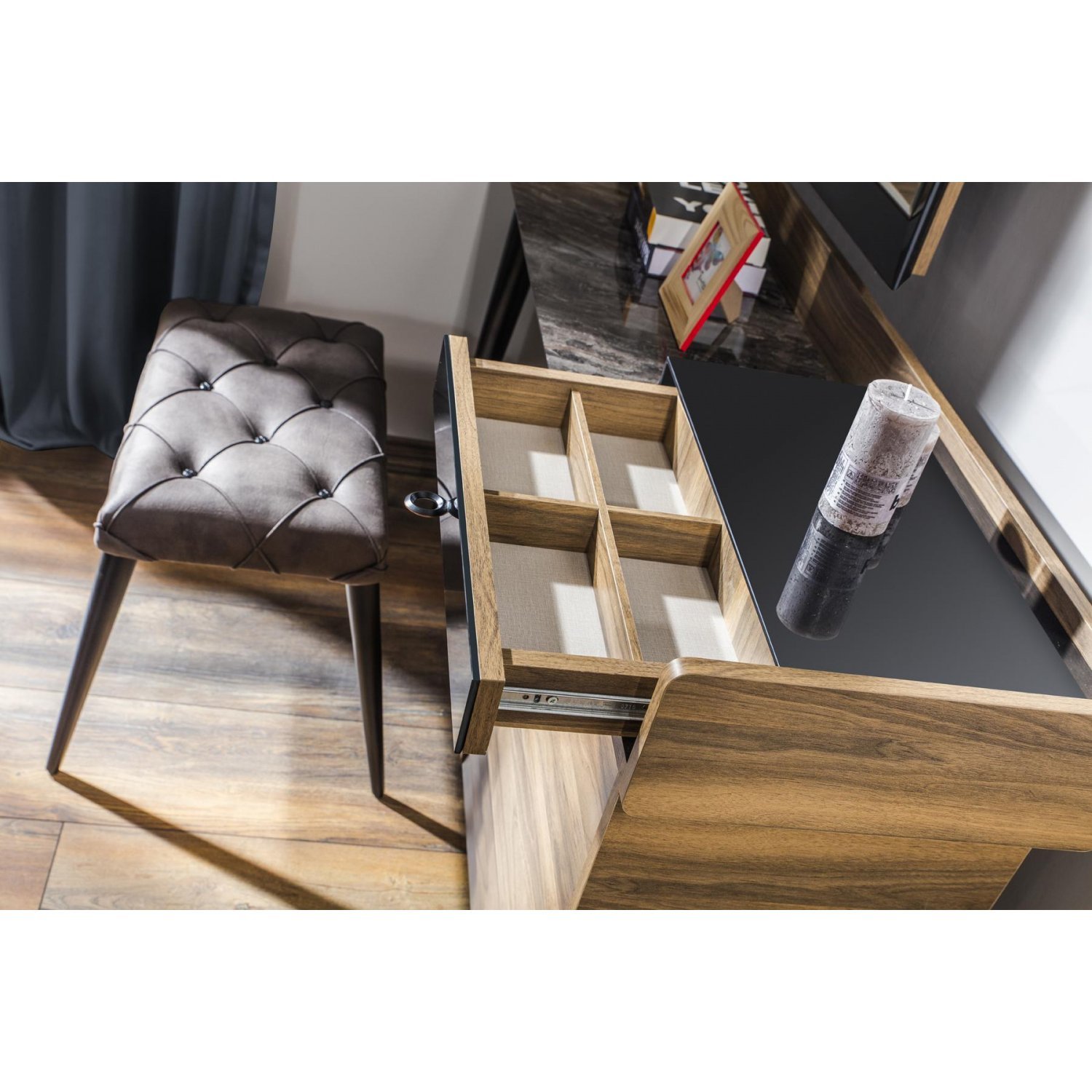 Yıldız yatak odası 8,396.61 TL + KDV